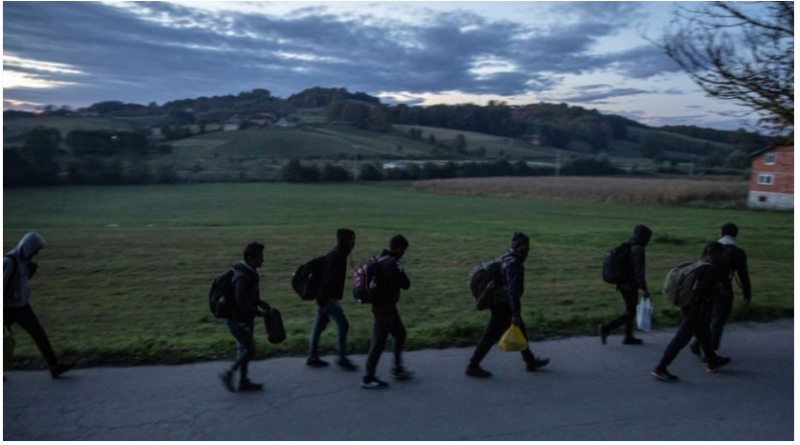 مخيم اللاجئين